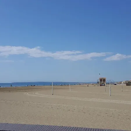 Apartment Spacious Nest With Sea View Port-la-Nouvelle