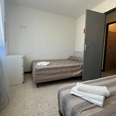 Spacious Nest With Sea View