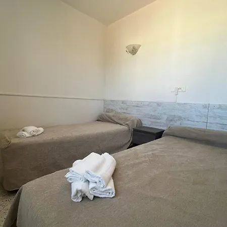 Apartment Spacious Nest With Sea View *