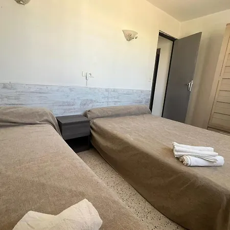Apartment Spacious Nest With Sea View *